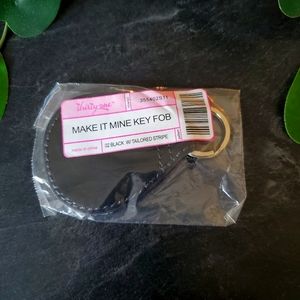 NWT Thirty-one Make it Mine Key Fob